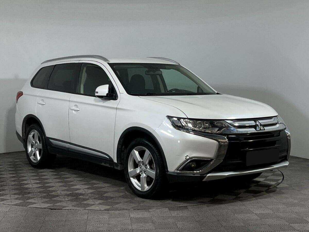 Купить Mitsubishi Outlander, 2018, 107 583 км, фото №3