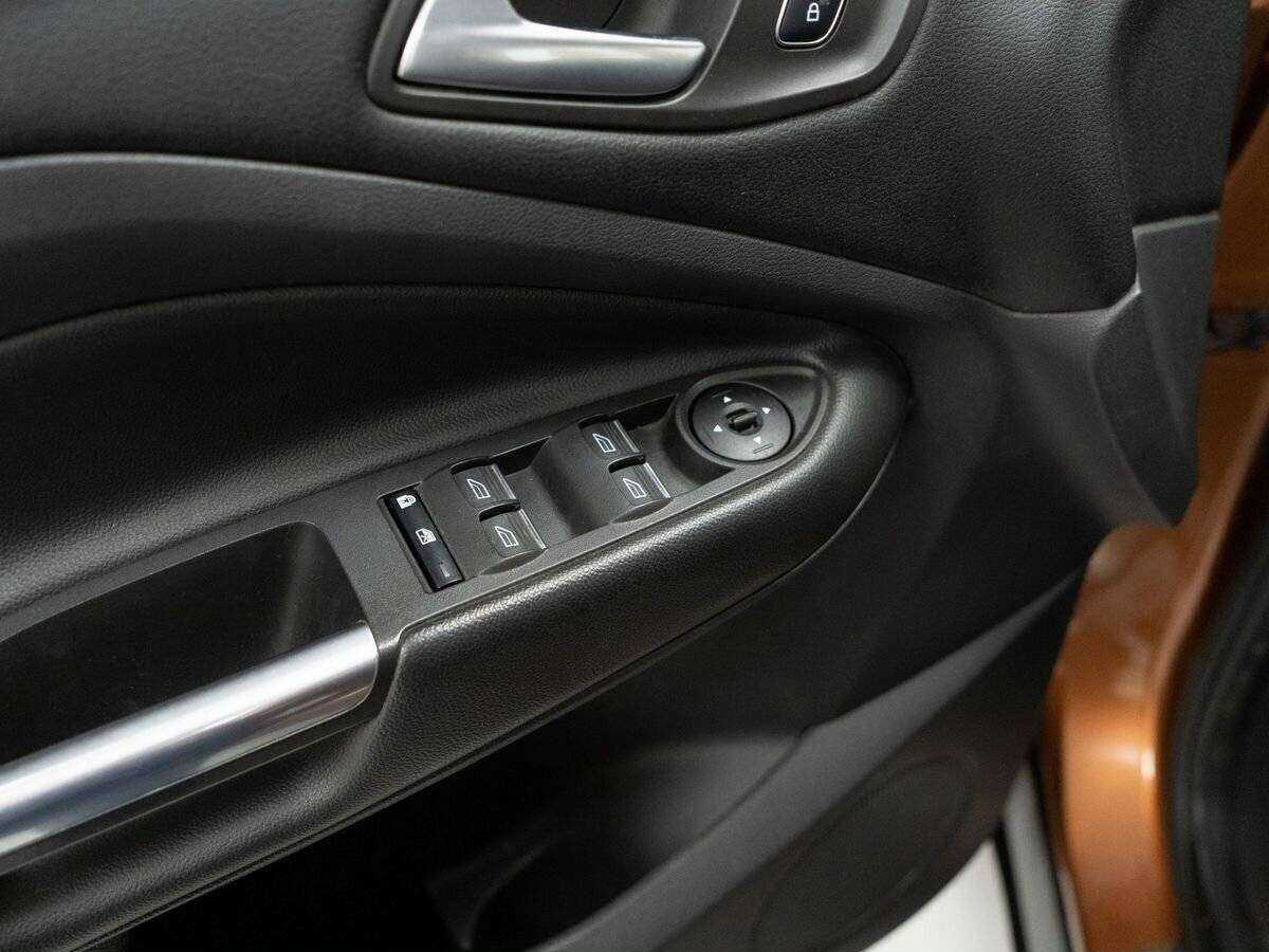 Купить Ford Kuga, 2017, 148 300 км, фото №13