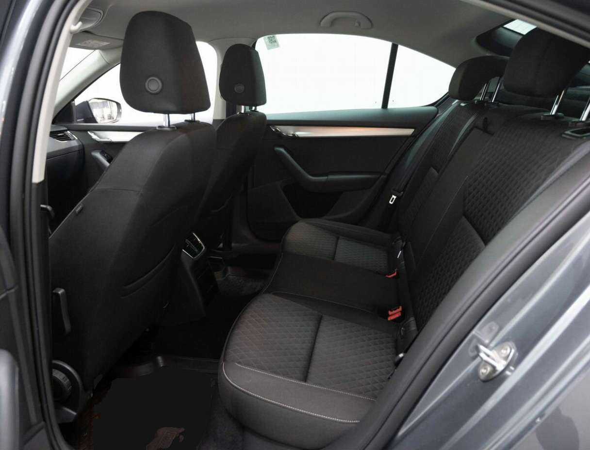 Купить Skoda Octavia, 2016, 133 993 км, фото №12