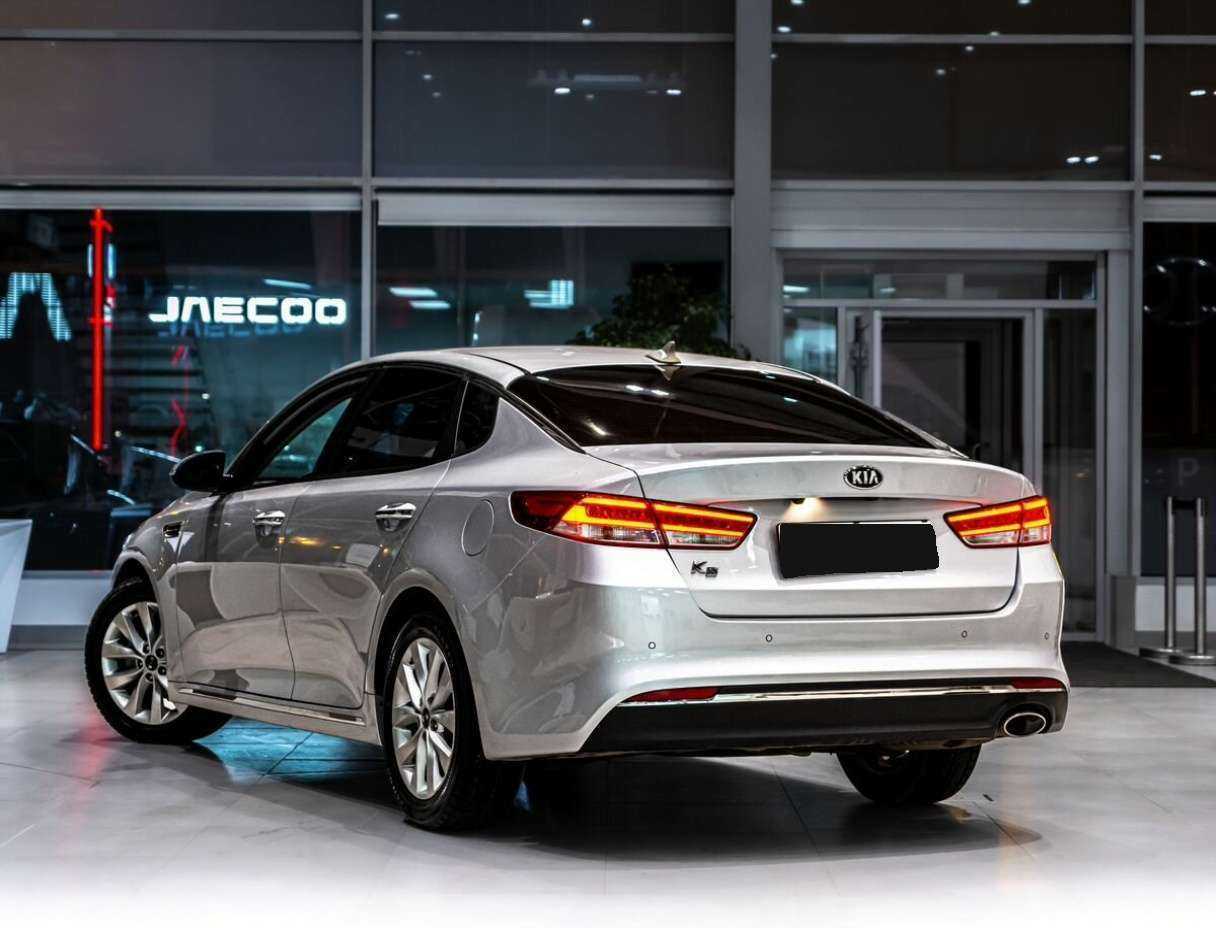 Kia K5