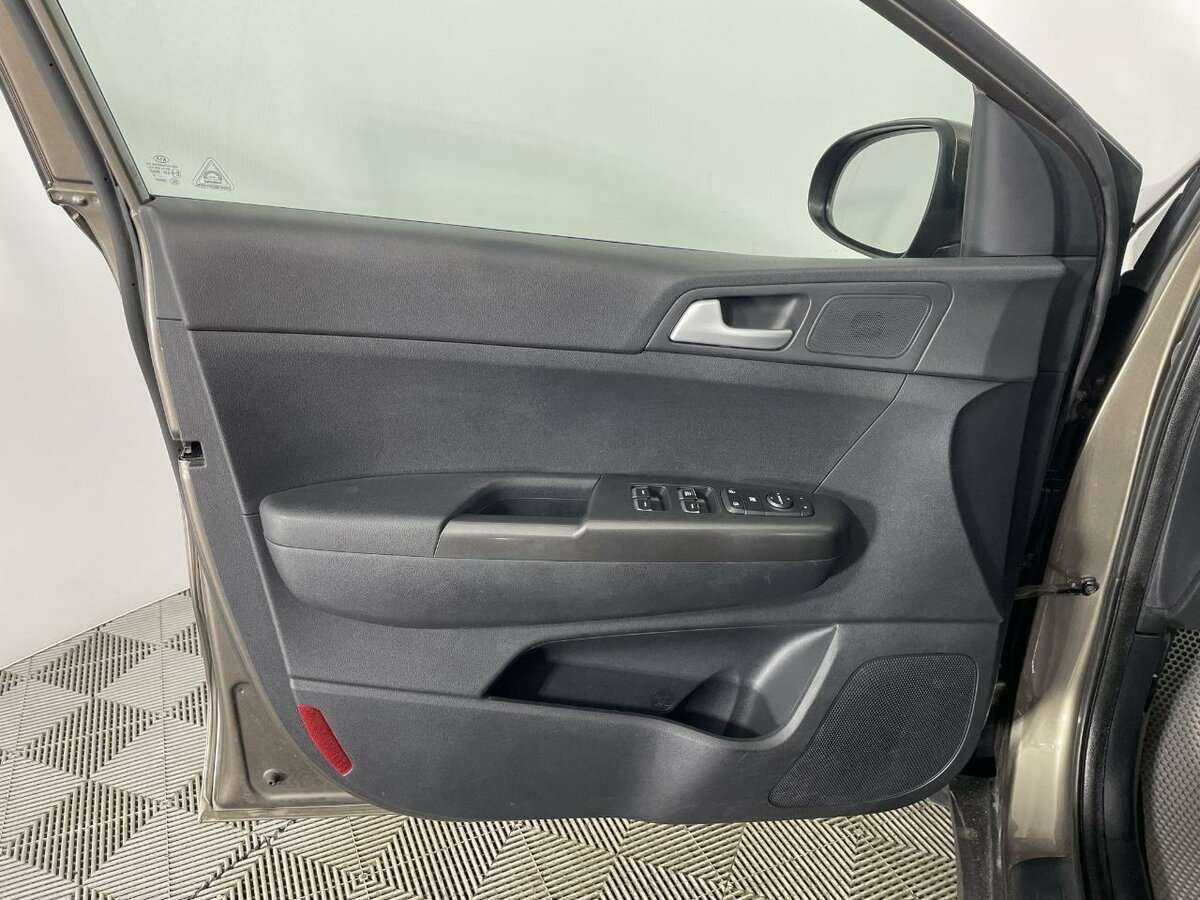 Купить Kia Sportage, 2018, 148 165 км, фото №8