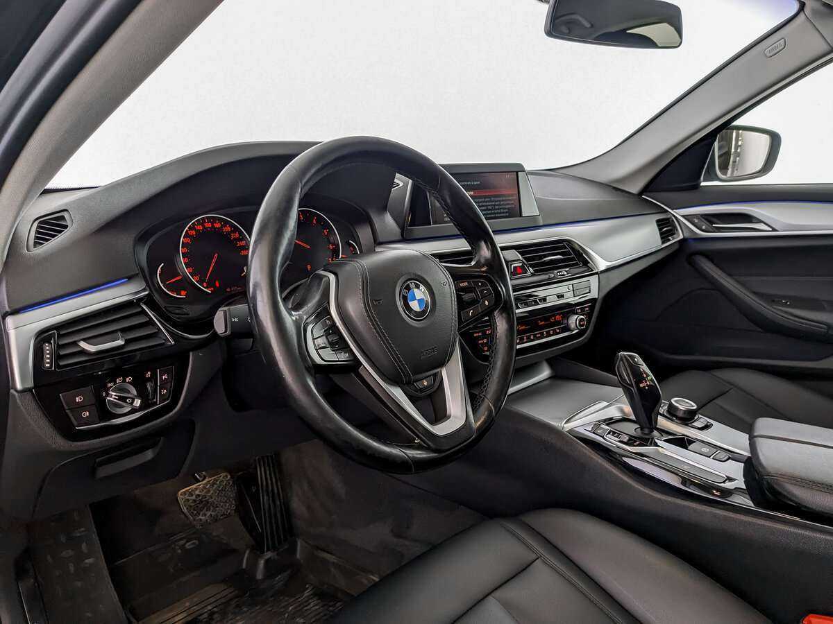 Купить BMW 5 серии 520i, 2018, 239 016 км, фото №14