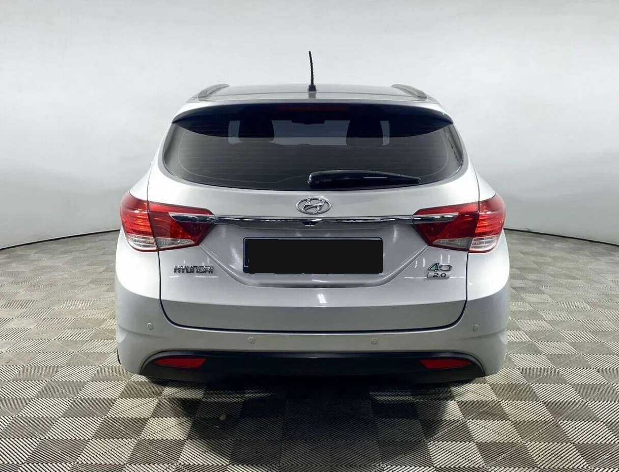 Купить Hyundai i40, 2013, 180 000 км, фото №4