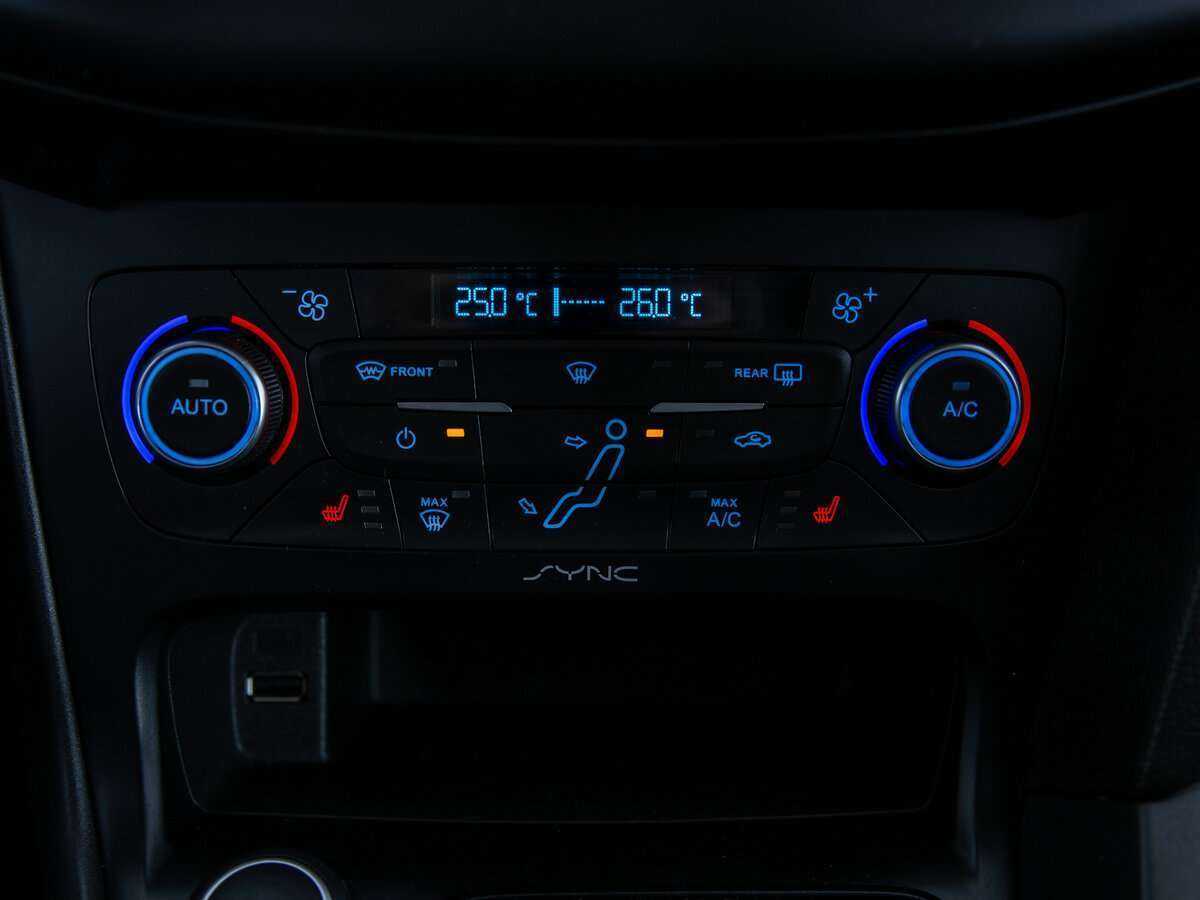 Купить Ford Focus, 2015, 122 488 км, фото №17