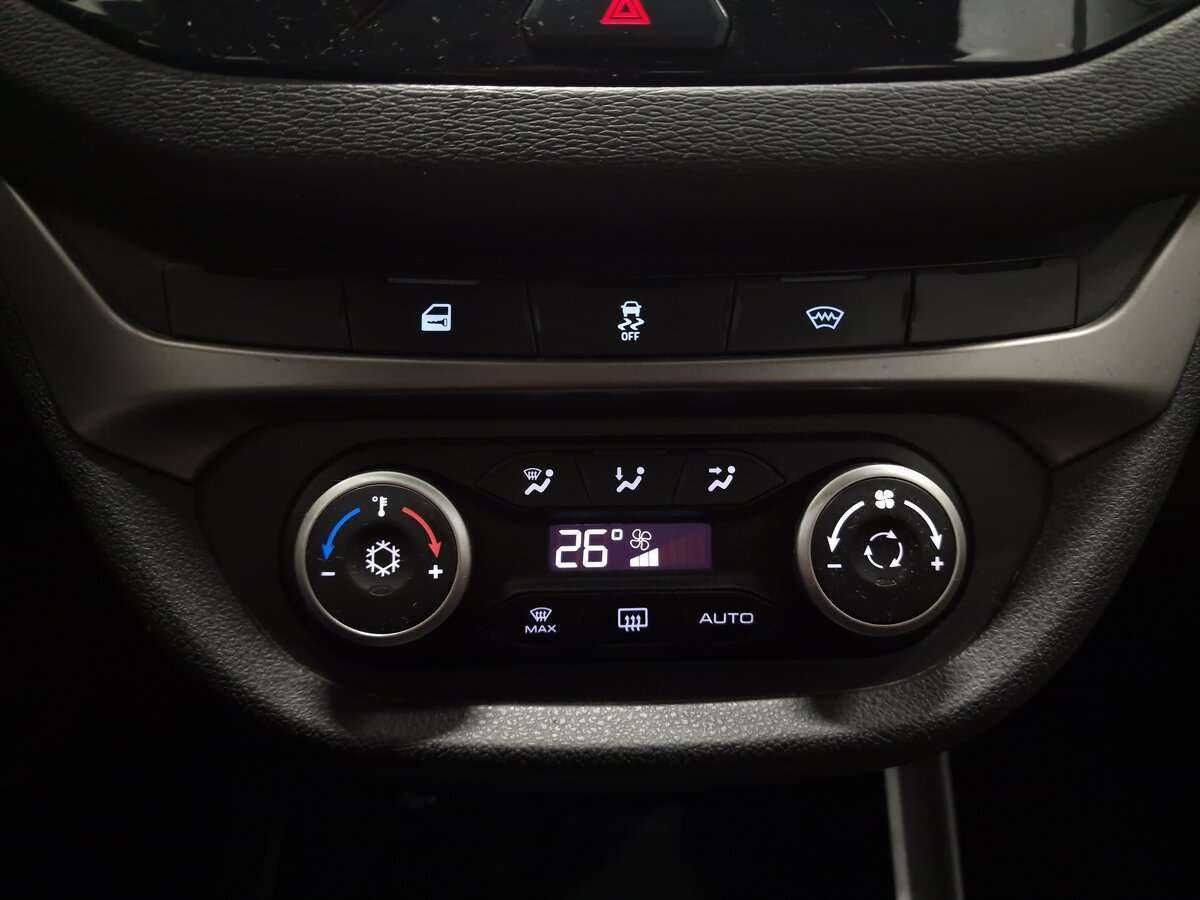 Купить Lada (ВАЗ) Vesta, 2018, 73 645 км, фото №7