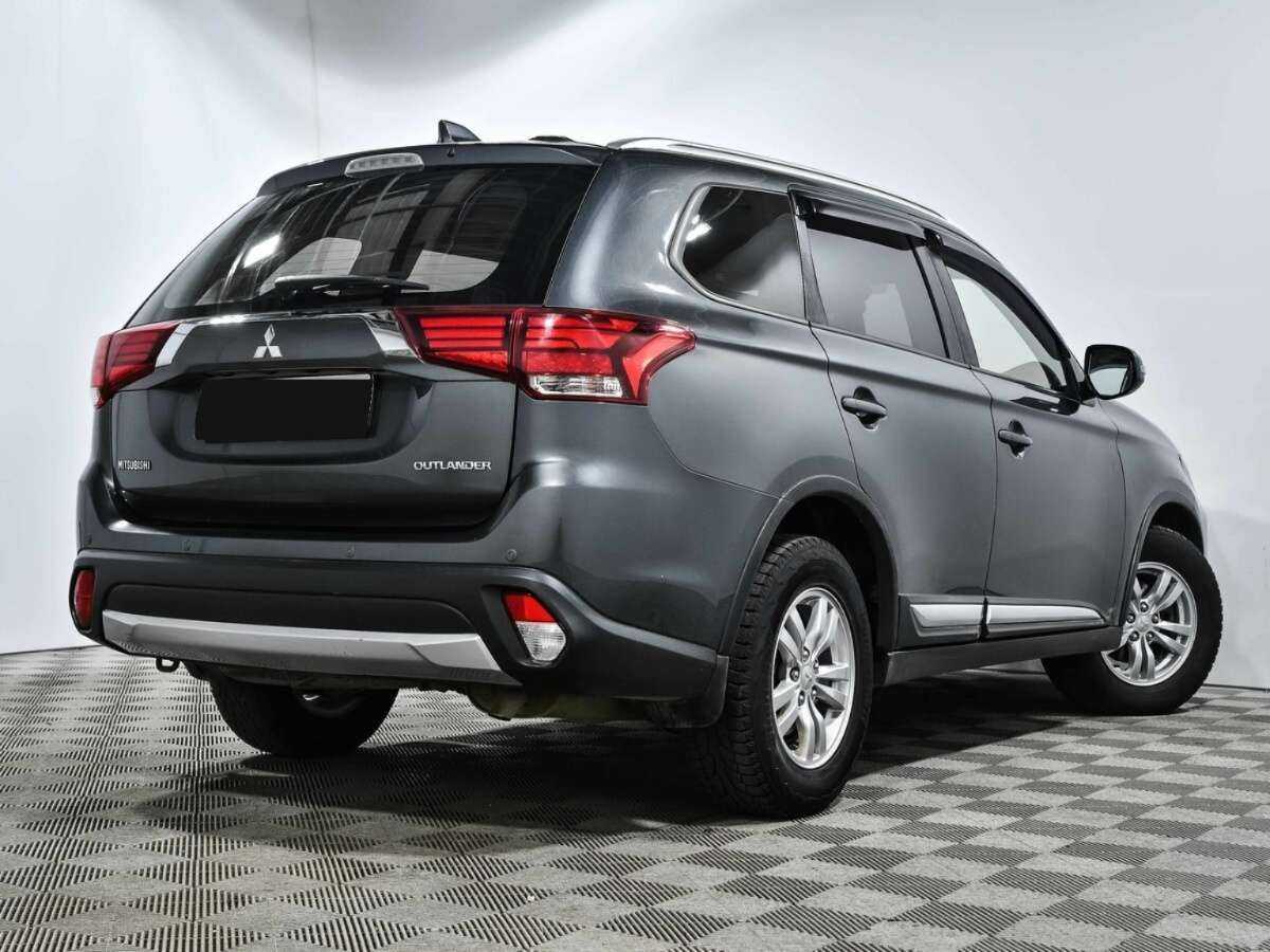 Купить Mitsubishi Outlander, 2018, 114 000 км, фото №4