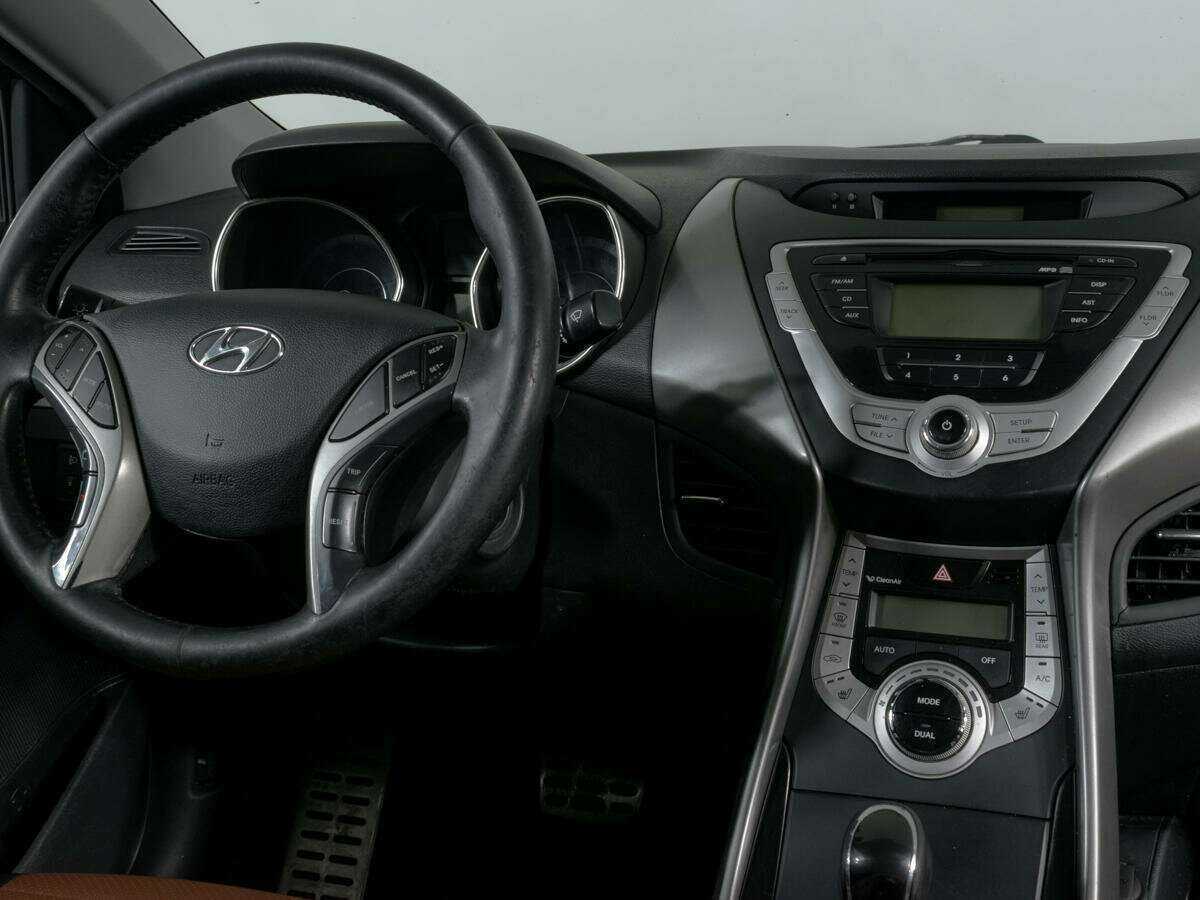 Купить Hyundai Elantra, 2012, 139 611 км, фото №11