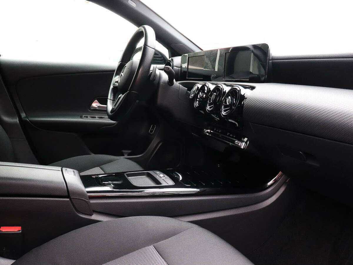 Купить Mercedes-Benz A-Класс 200, 2019, 100 000 км, фото №6
