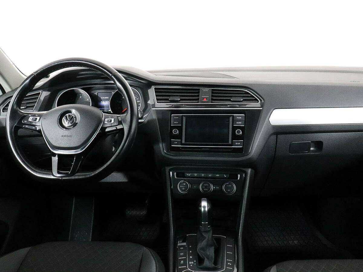 Купить Volkswagen Tiguan, 2017, 84 352 км, фото №10
