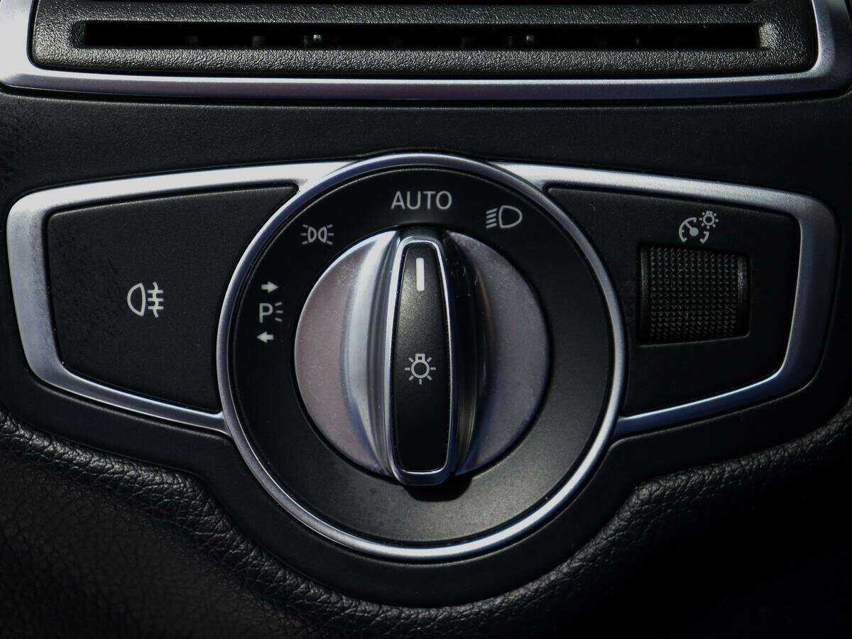 Купить Mercedes-Benz C-Класс 180 9G-TRONIC, 2018, 68 485 км, фото №13