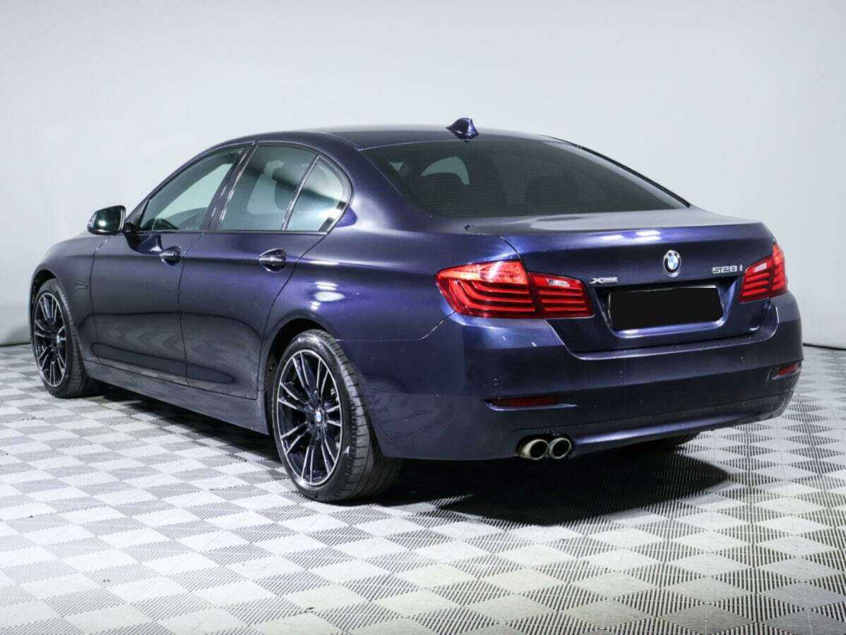 Купить BMW 5 серии 528i xDrive, 2013, 130 000 км, фото №5