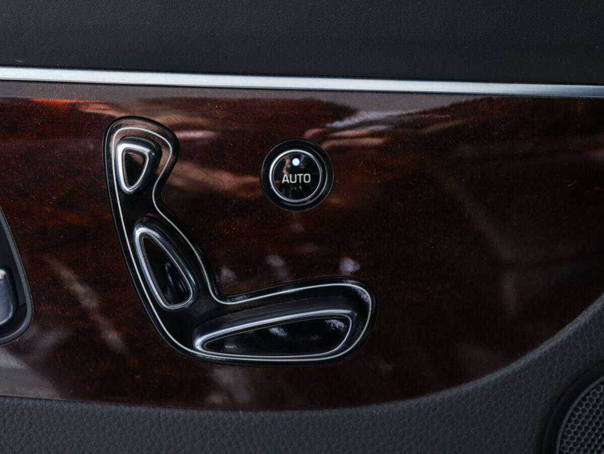 Купить Hyundai Equus, 2014, 185 205 км, фото №14