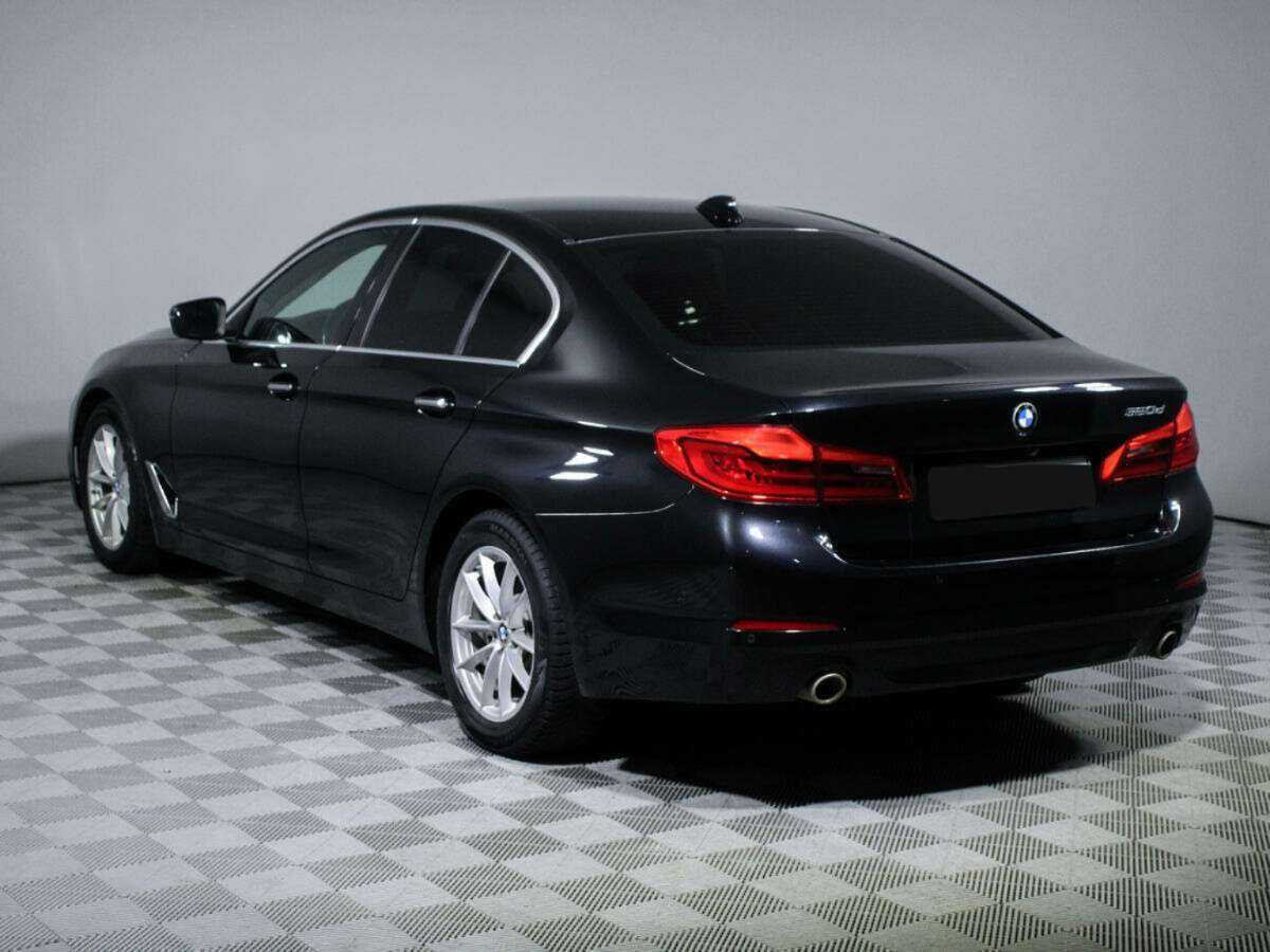 Купить BMW 5 серии 520d, 2017, 157 968 км, фото №6