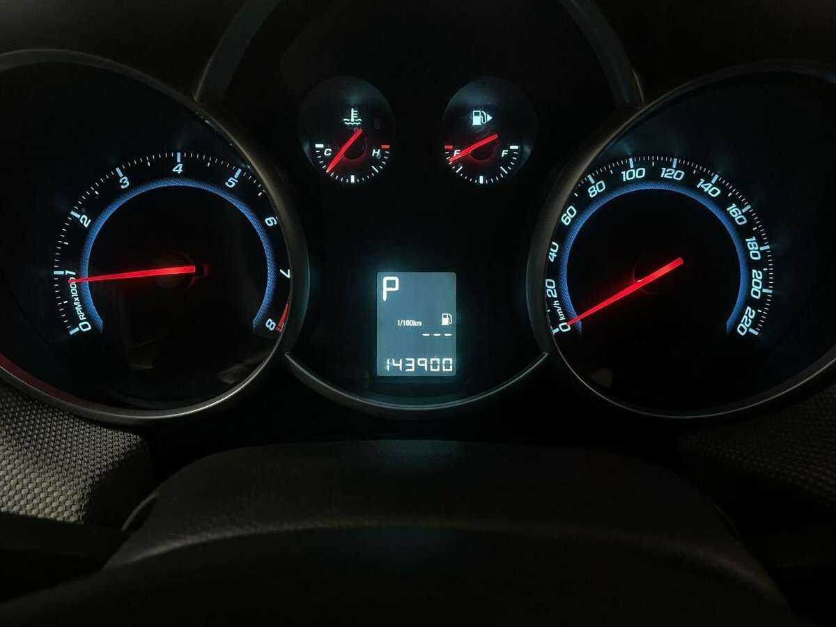 Купить Chevrolet Cruze, 2012, 143 900 км, фото №10