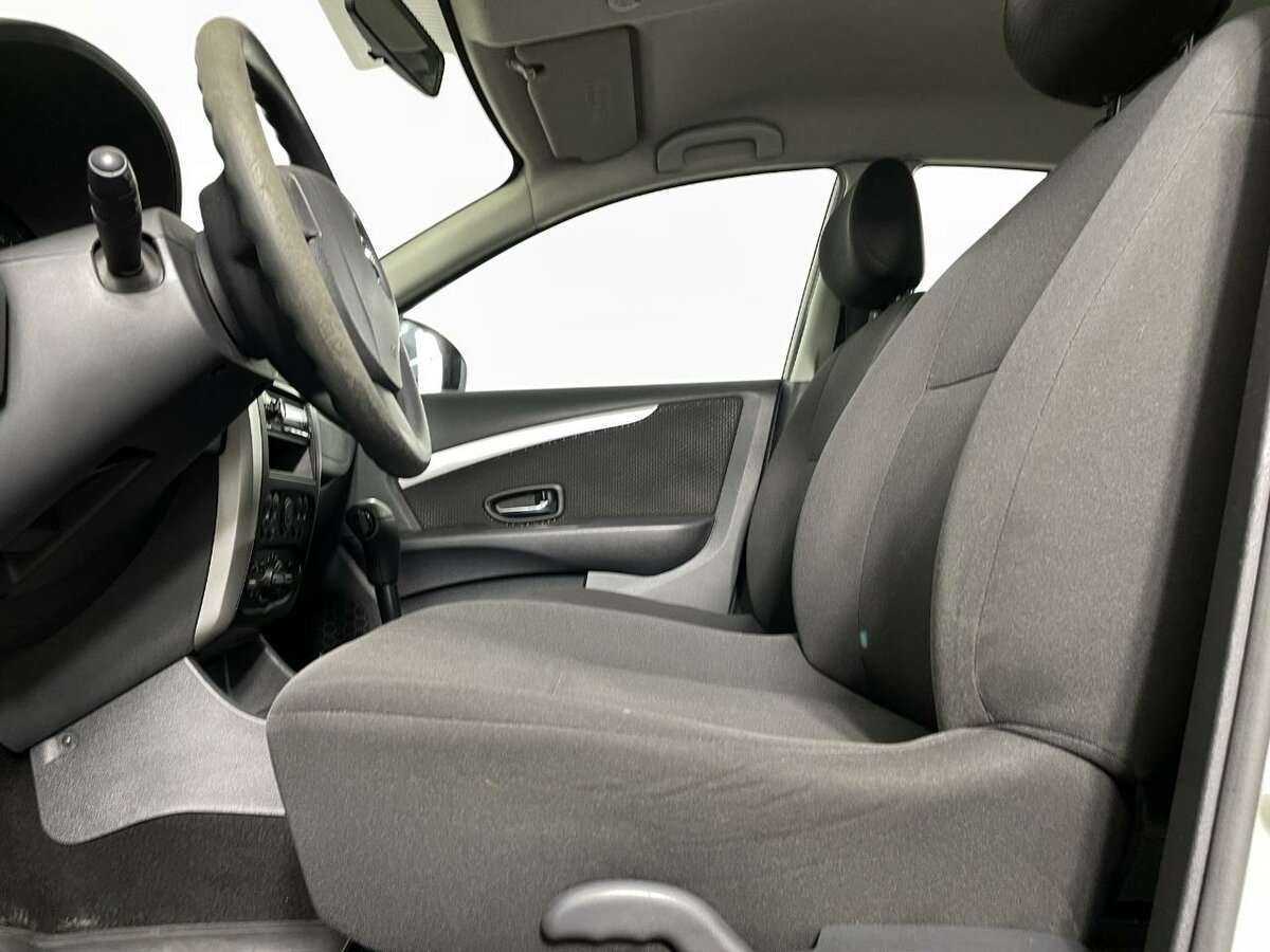 Купить Nissan Almera, 2013, 276 317 км, фото №10