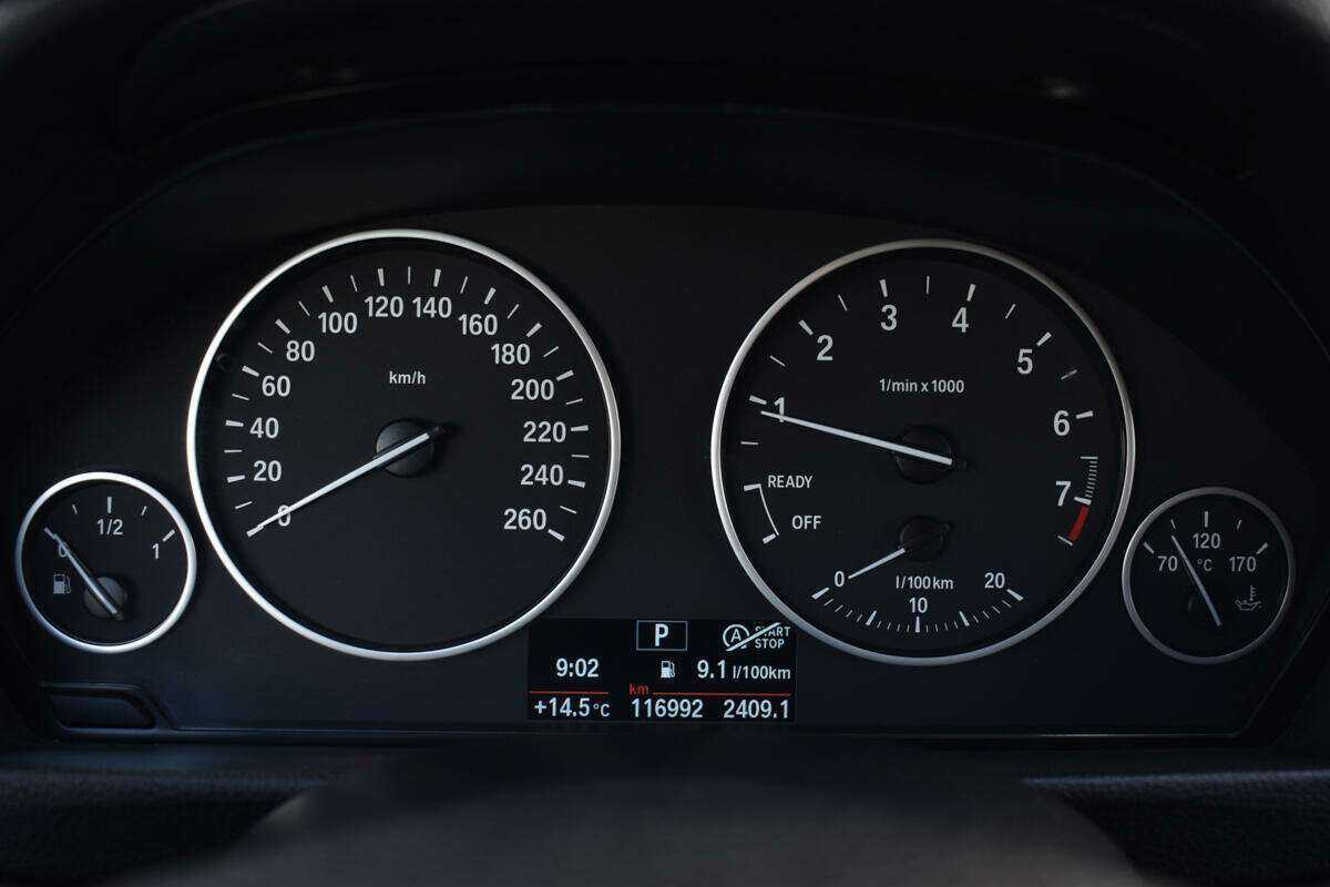 Купить BMW 3 серии 318i, 2018, 116 953 км, фото №8