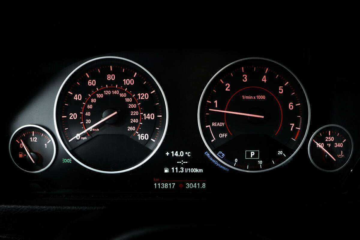 Купить BMW 3 серии 320i xDrive, 2016, 113 816 км, фото №9