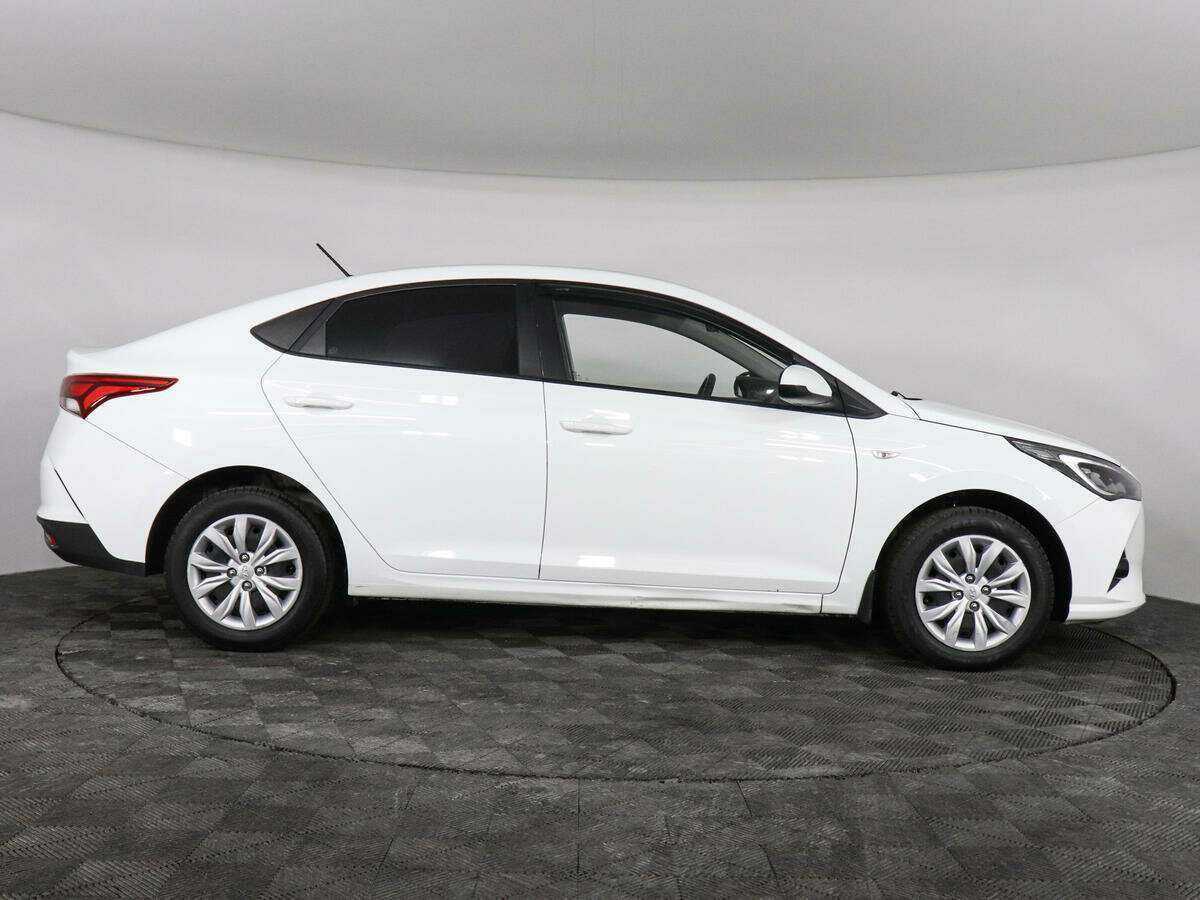Купить Hyundai Solaris, 2020, 90 304 км, фото №4
