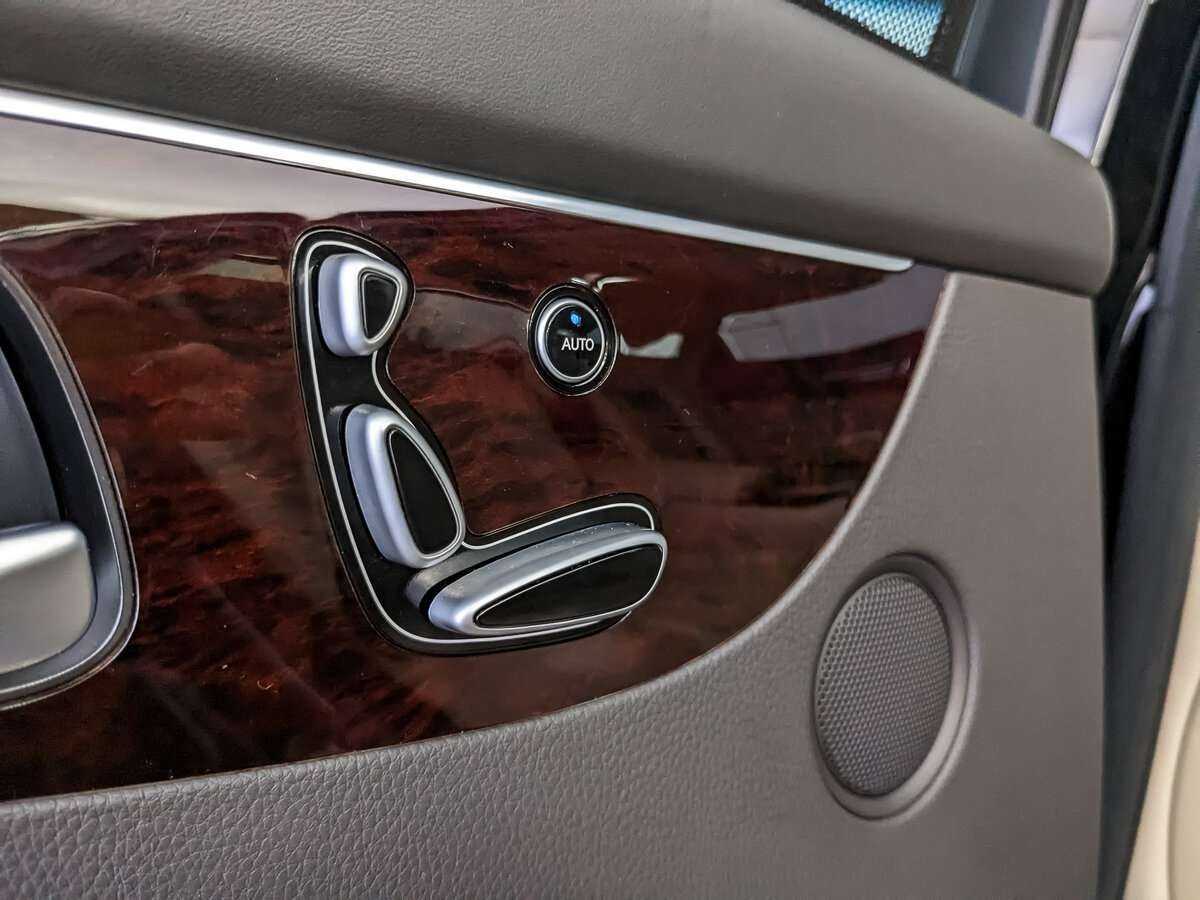 Купить Hyundai Equus, 2012, 99 017 км, фото №21