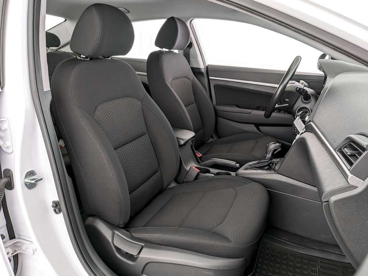 Купить Hyundai Elantra, 2020, 47 171 км, фото №19