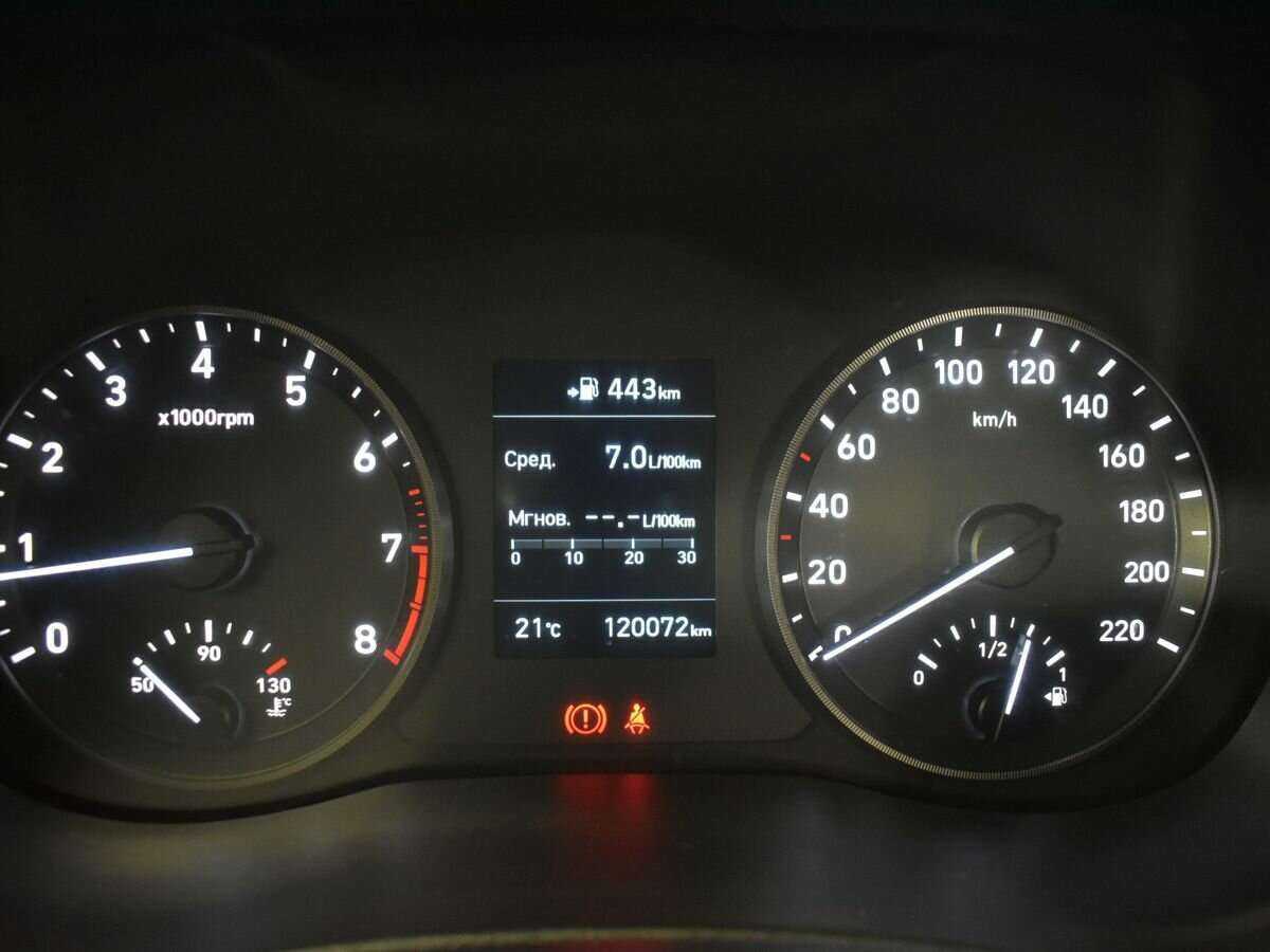 Купить Hyundai Solaris, 2018, 120 071 км, фото №13