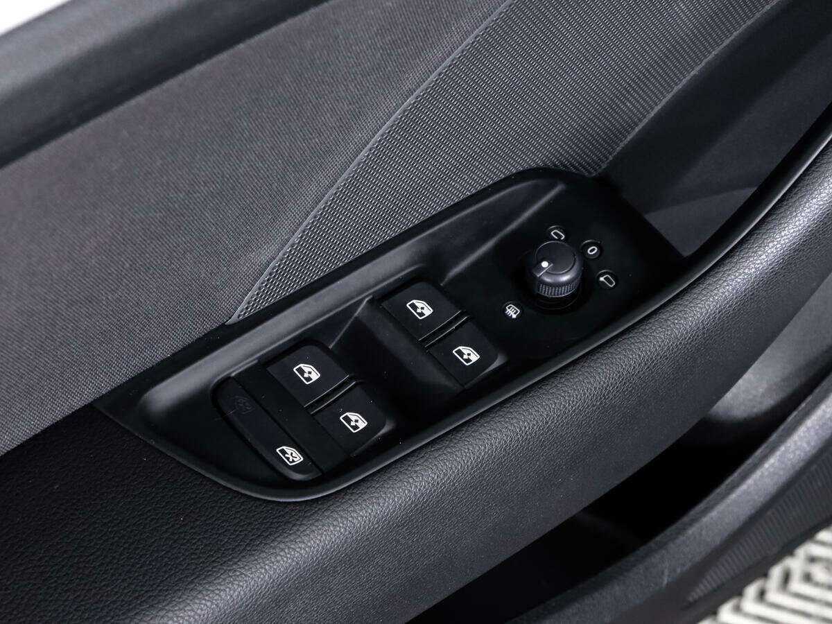 Купить Audi A3, 2019, 59 000 км, фото №14