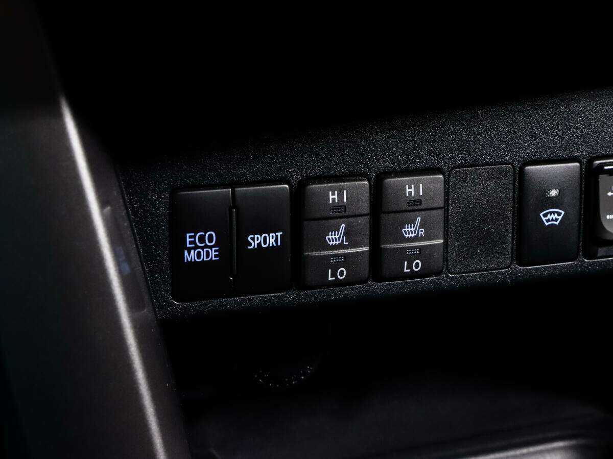 Купить Toyota RAV4, 2017, 123 800 км, фото №14