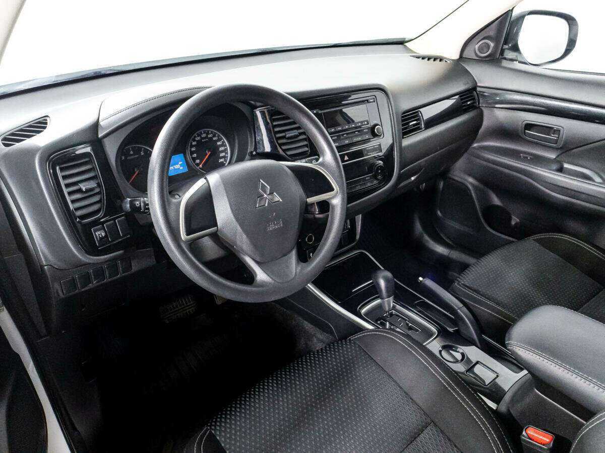 Купить Mitsubishi Outlander, 2019, 60 290 км, фото №11