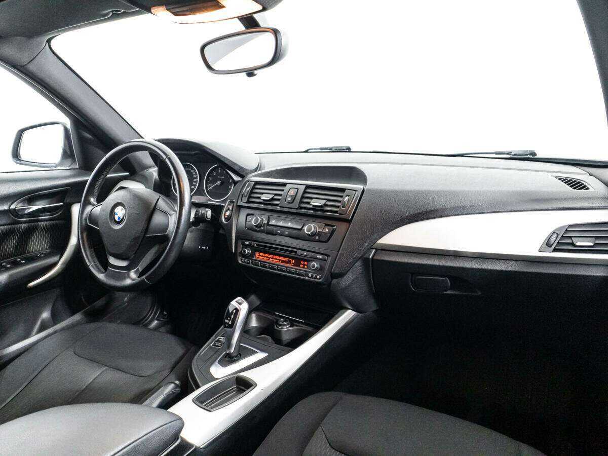Купить BMW 1 серии 116i, 2012, 239 838 км, фото №8