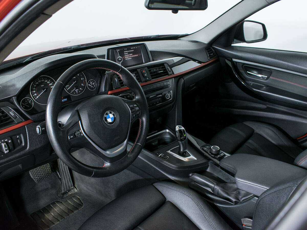 Купить BMW 3 серии 320d, 2012, 140 300 км, фото №13