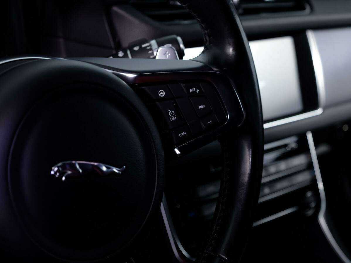 Купить Jaguar XF, 2017, 137 375 км, фото №25