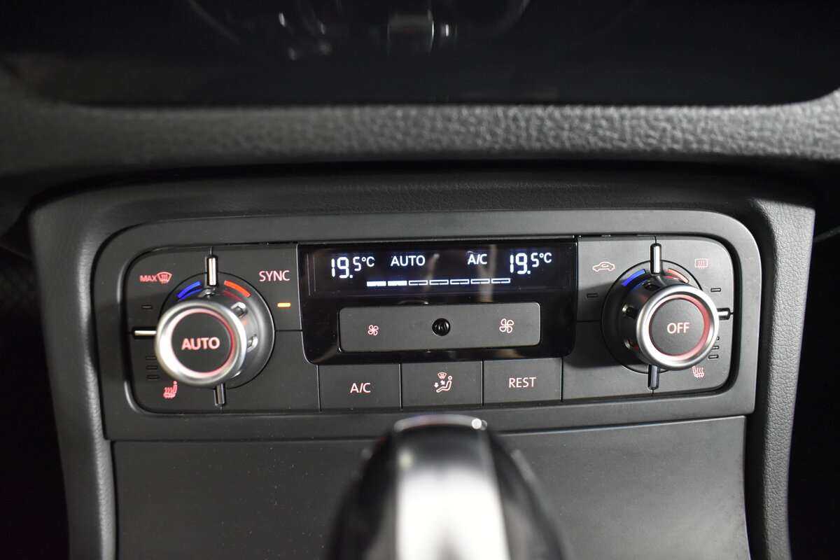 Купить Volkswagen Touareg, 2013, 157 512 км, фото №18