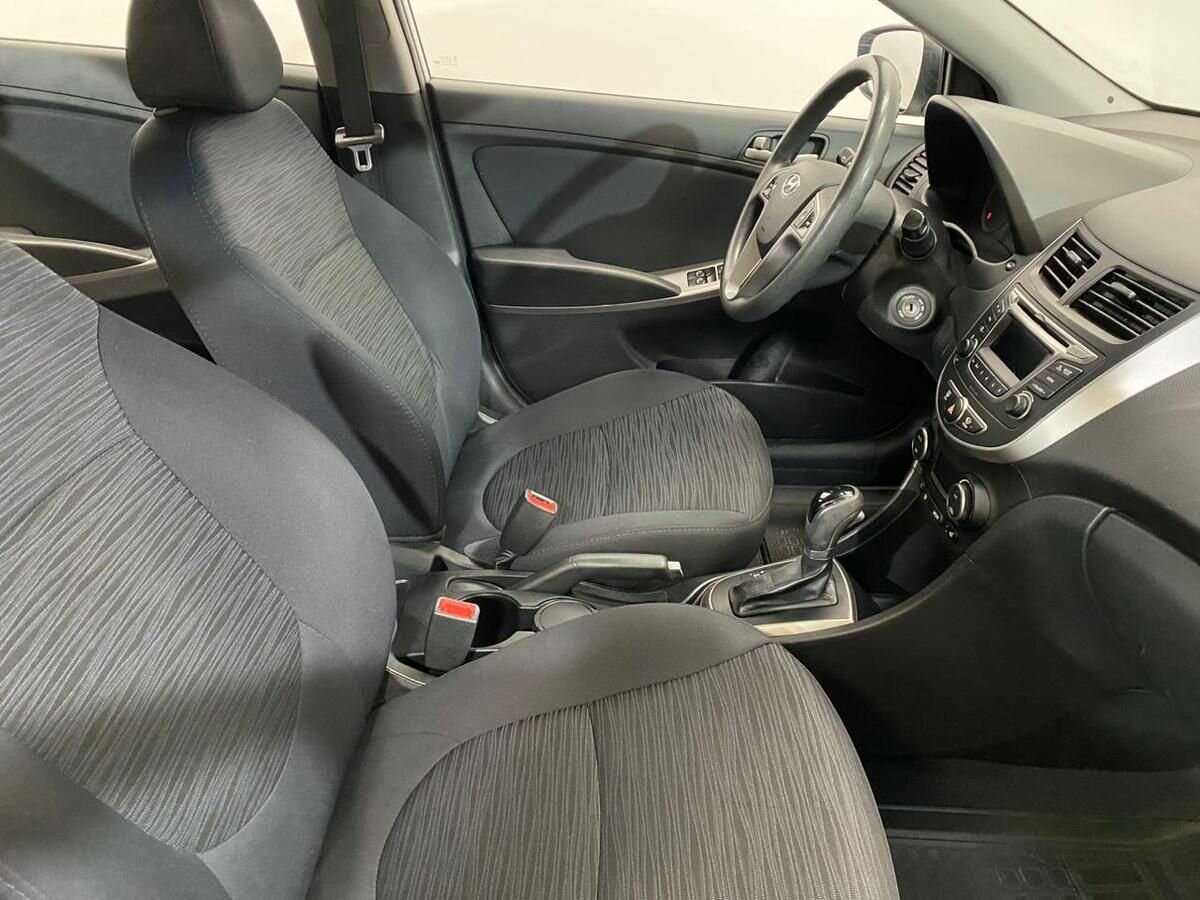 Купить Hyundai Solaris, 2015, 108 260 км, фото №10