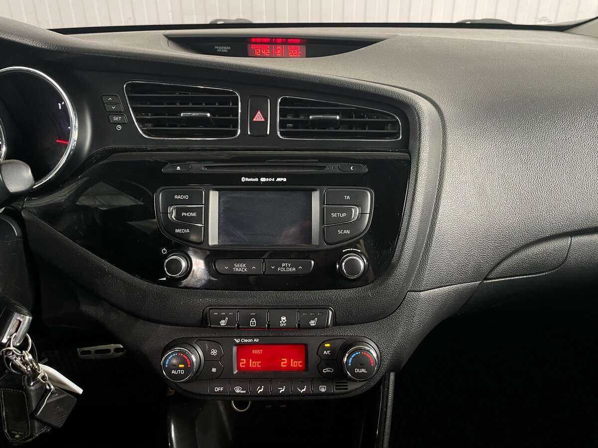 Купить Kia Ceed, 2013, 174 972 км, фото №15