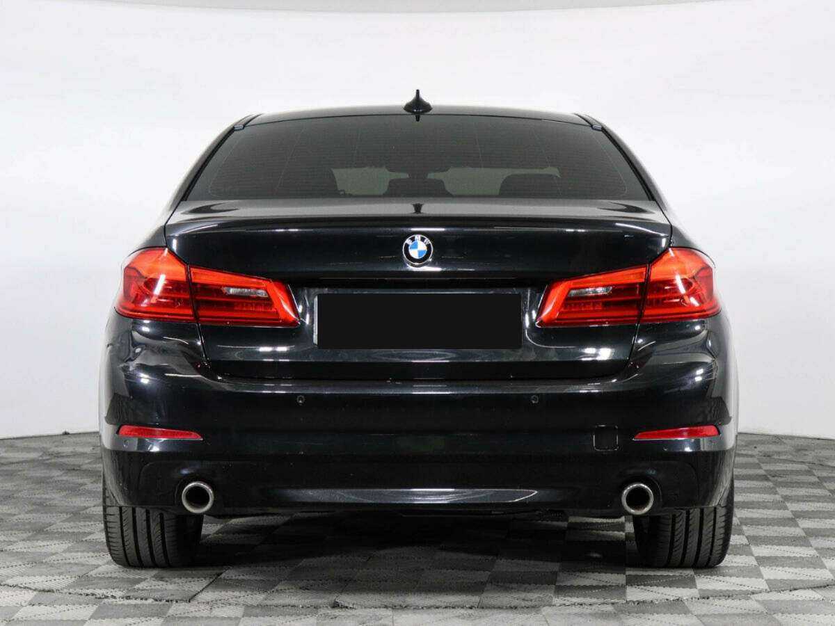 Купить BMW 5 серии 520d, 2017, 141 000 км, фото №4