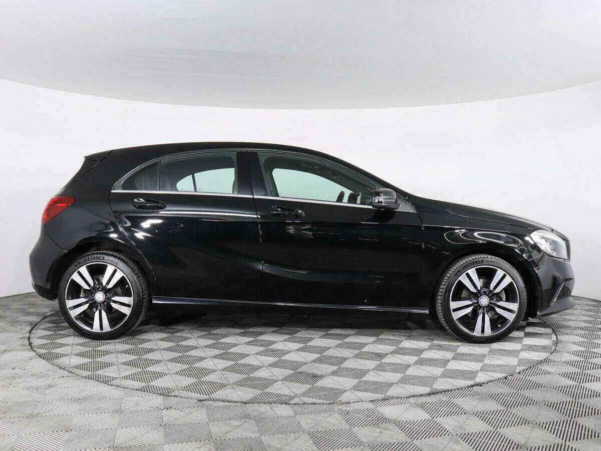Купить Mercedes-Benz A-Класс 180, 2016, 99 298 км, фото №4