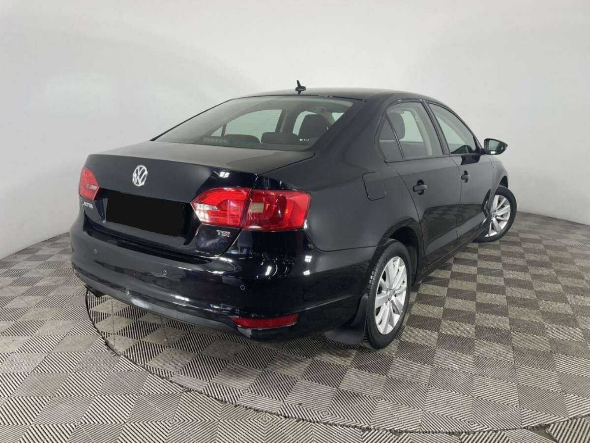Купить Volkswagen Jetta, 2013, 135 662 км, фото №6