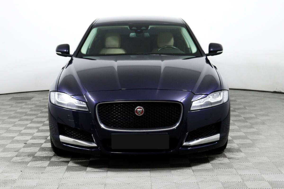 Jaguar XF