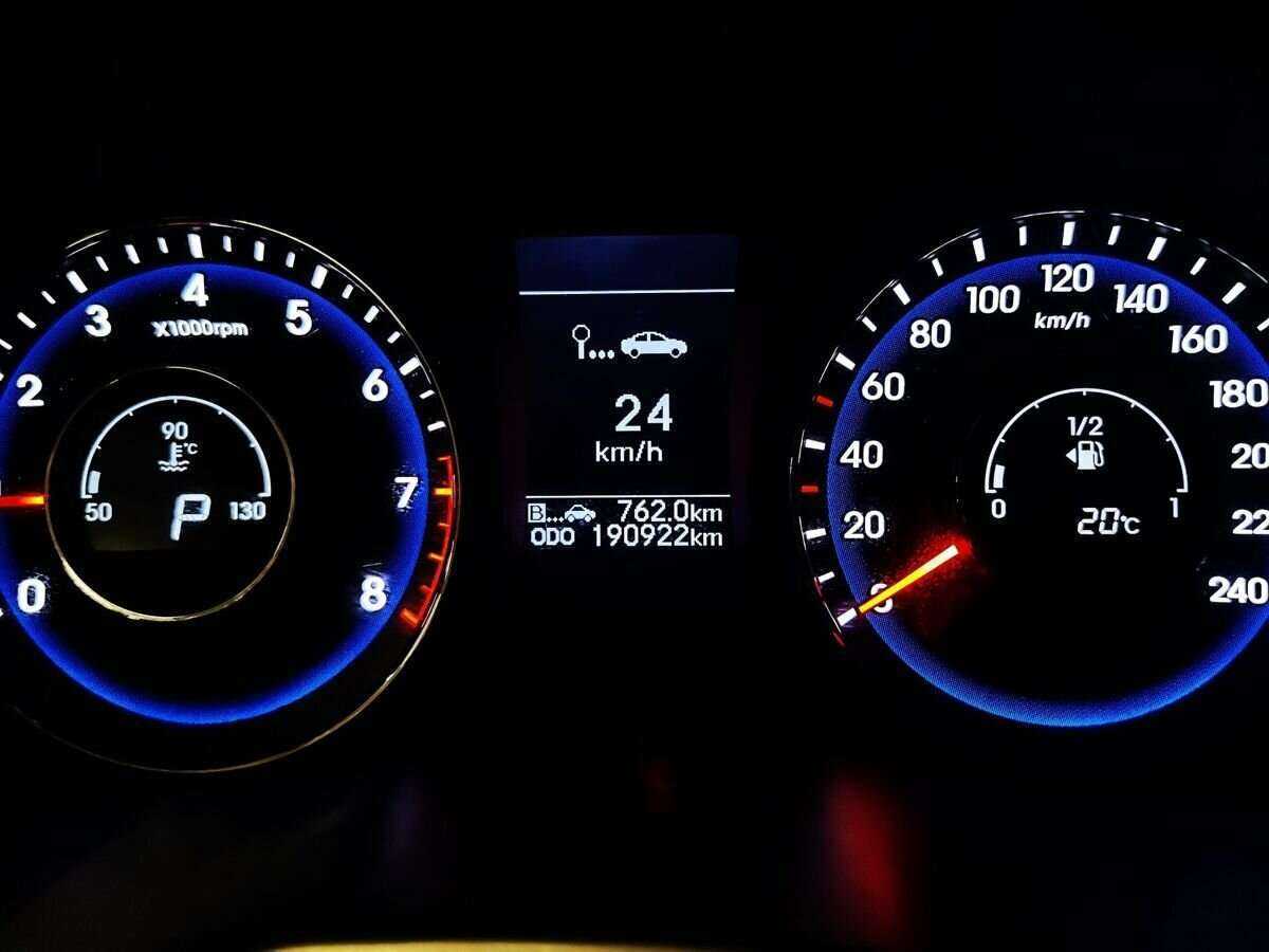 Купить Hyundai i40, 2015, 190 667 км, фото №16