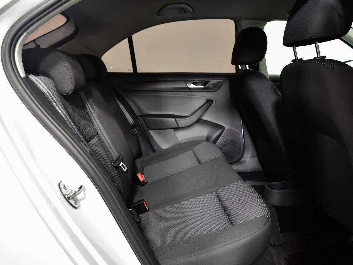 Купить Volkswagen Polo, 2021, 148 489 км, фото №10