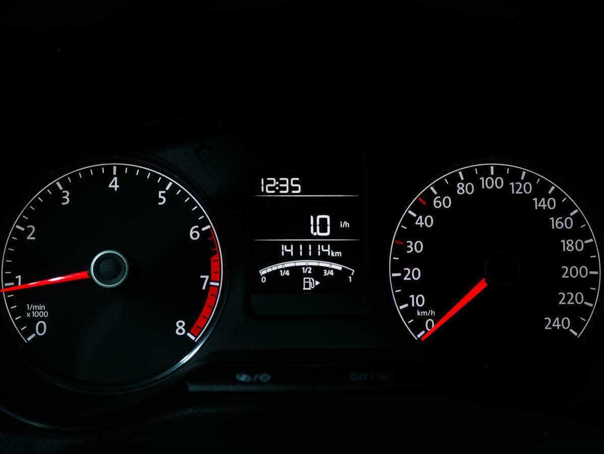 Купить Volkswagen Polo, 2017, 141 114 км, фото №9