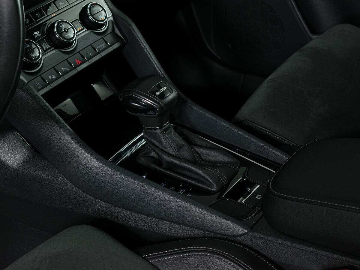 Купить Skoda Karoq, 2020, 77 620 км, фото №16