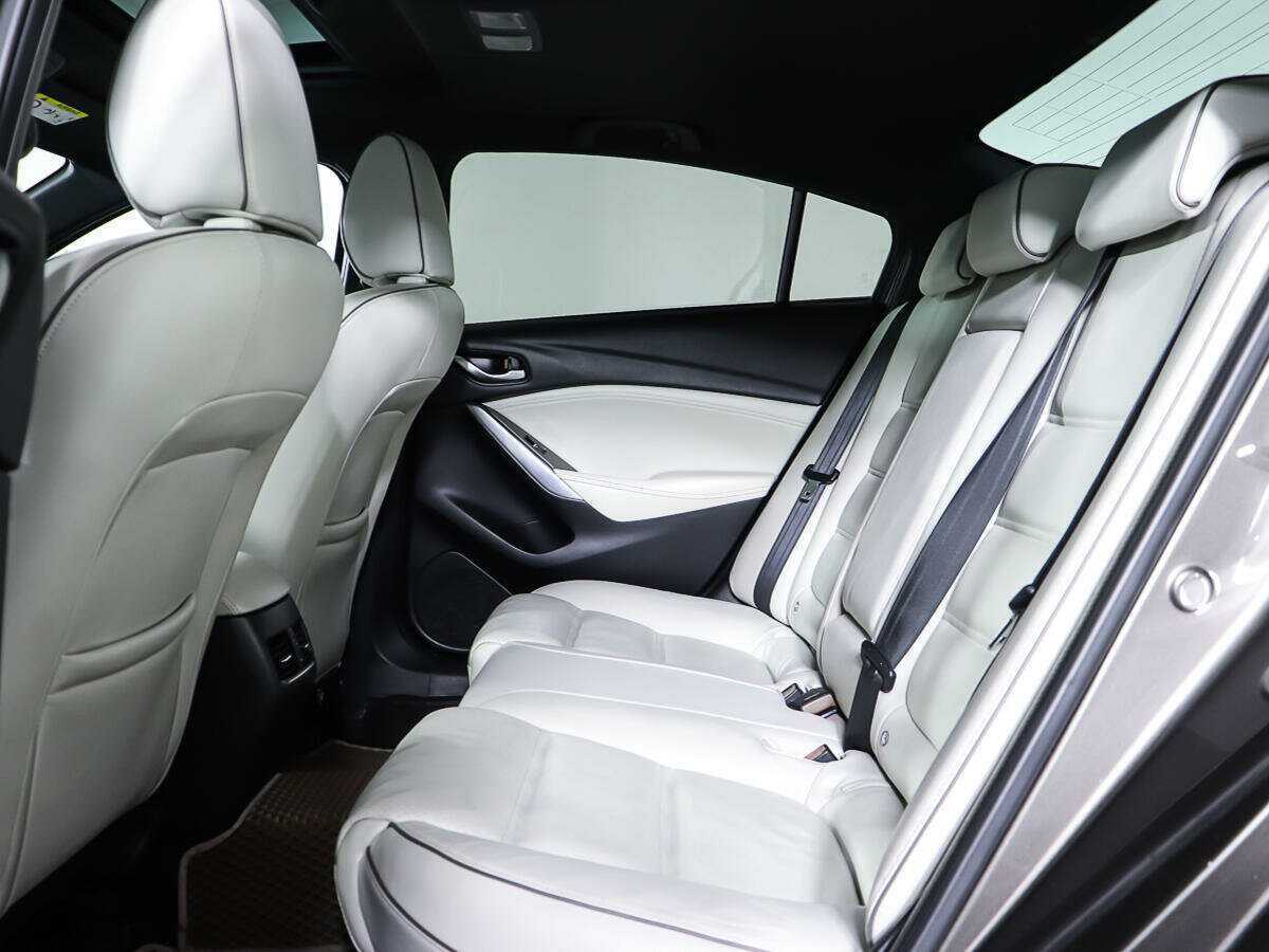 Купить Mazda 6, 2016, 82 530 км, фото №10