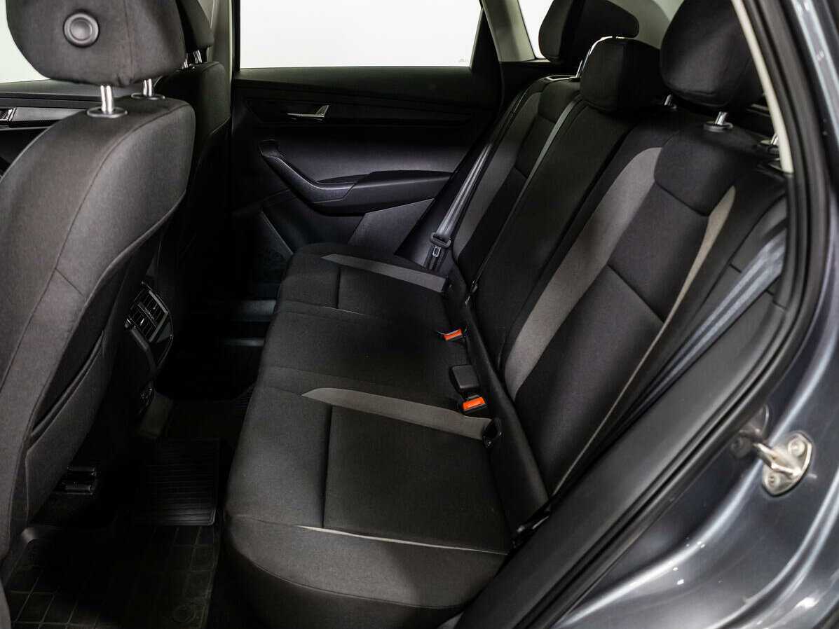 Купить Skoda Karoq, 2020, 92 200 км, фото №8
