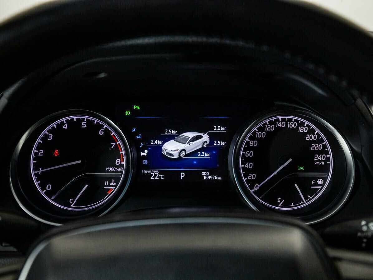 Купить Toyota Camry, 2018, 169 924 км, фото №11