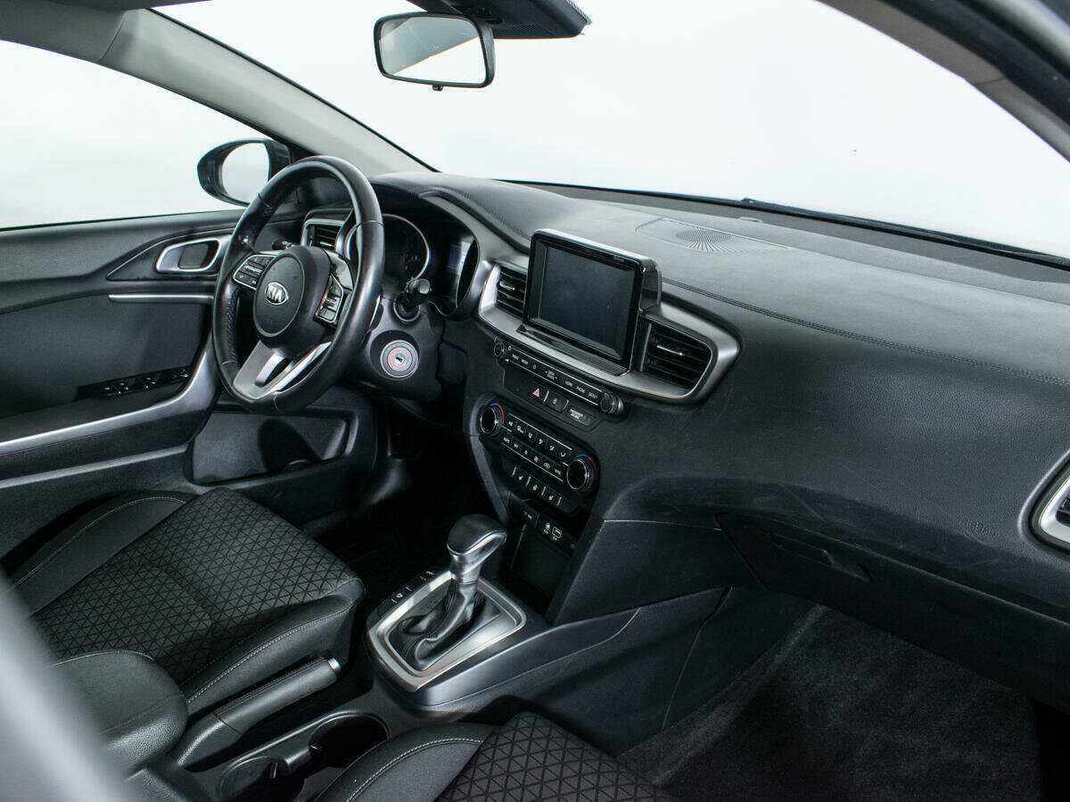Купить Kia Ceed, 2019, 126 817 км, фото №9