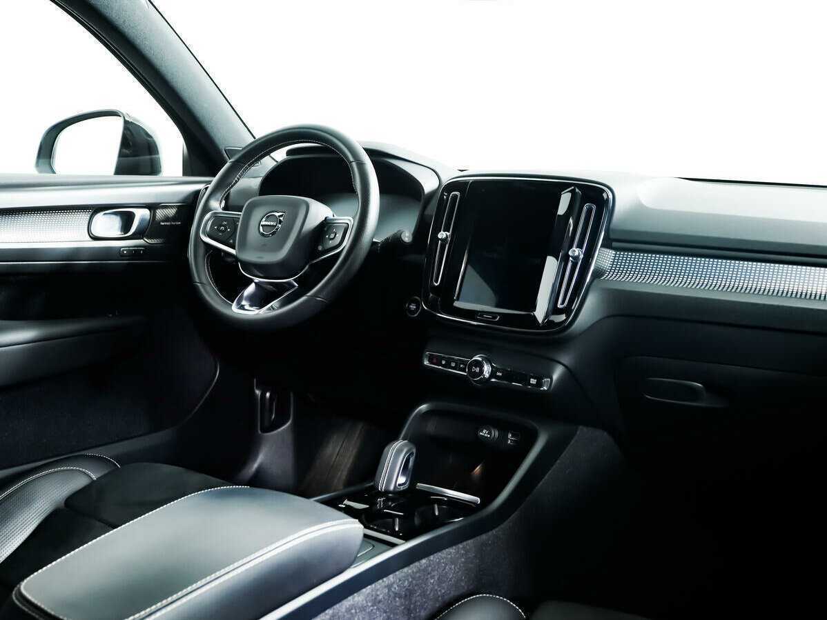 Купить Volvo XC40, 2020, 47 344 км, фото №8