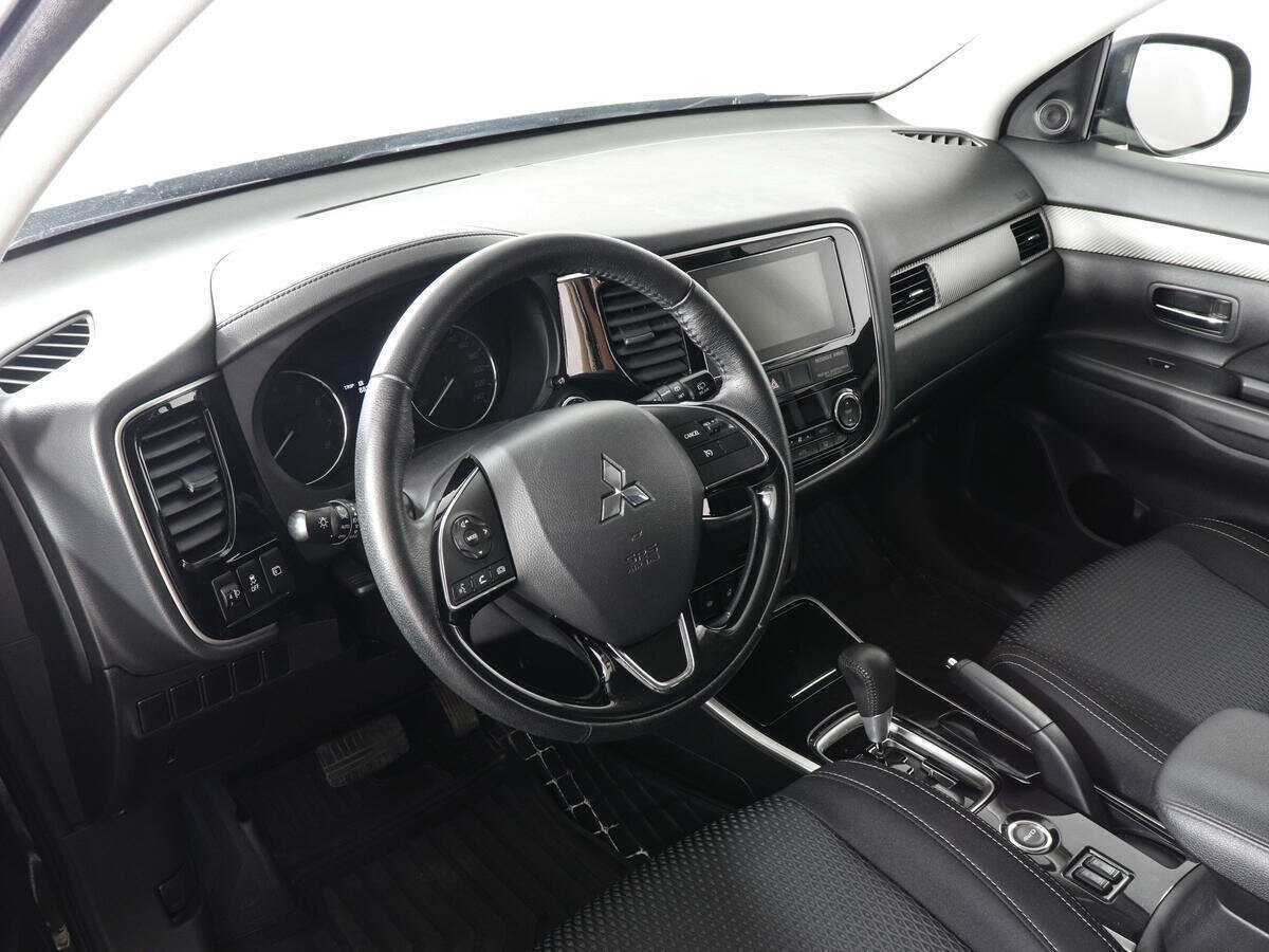 Купить Mitsubishi Outlander, 2018, 88 885 км, фото №9