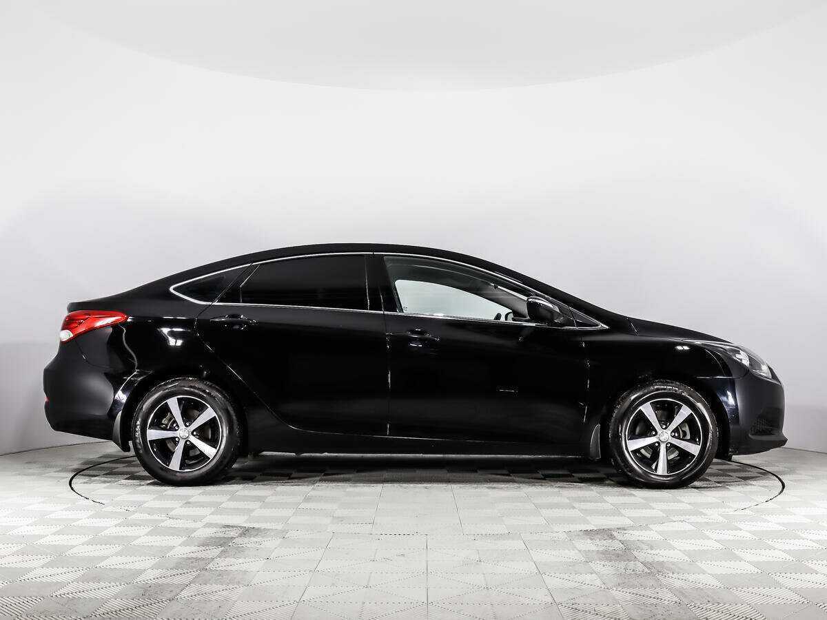 Купить Hyundai i40, 2016, 84 335 км, фото №4