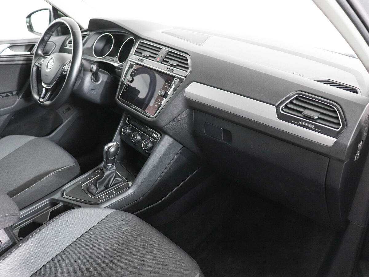 Купить Volkswagen Tiguan L, 2019, 97 250 км, фото №10